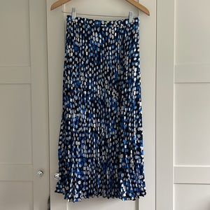 HALOGEN Pleated midi skirt